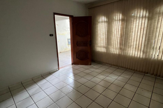 Casa para alugar - 100.00m² - Umuarama-PR