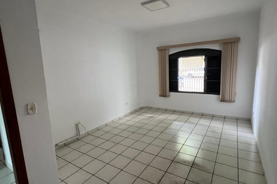 Casa para alugar - 100.00m² - Umuarama-PR