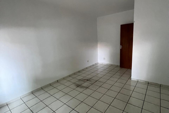 Casa para alugar - 100.00m² - Umuarama-PR