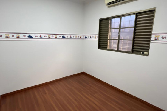 Casa à venda - 147.77m² - Zona 3, Umuarama-PR