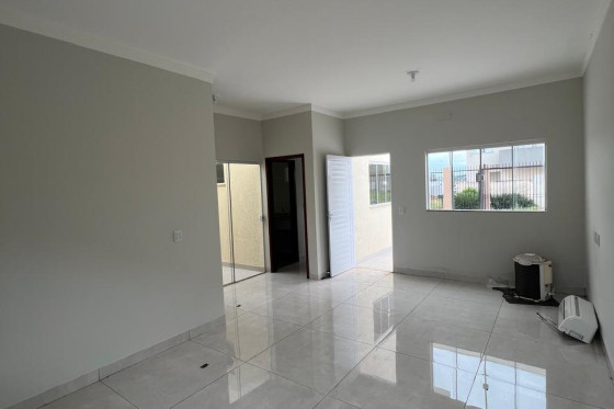 Casa para alugar - 65.00m² - Umuarama-PR