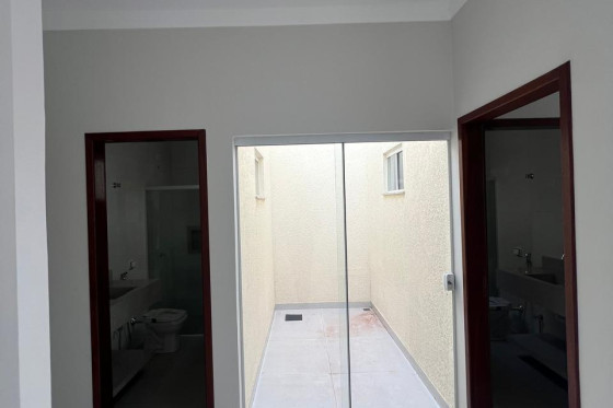 Casa para alugar - 65.00m² - Umuarama-PR