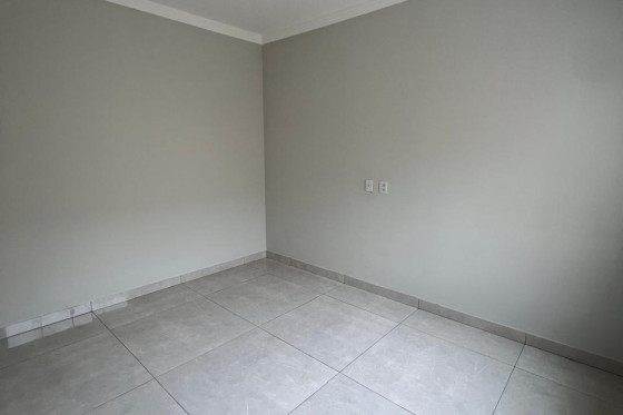Casa para alugar - 65.00m² - Umuarama-PR